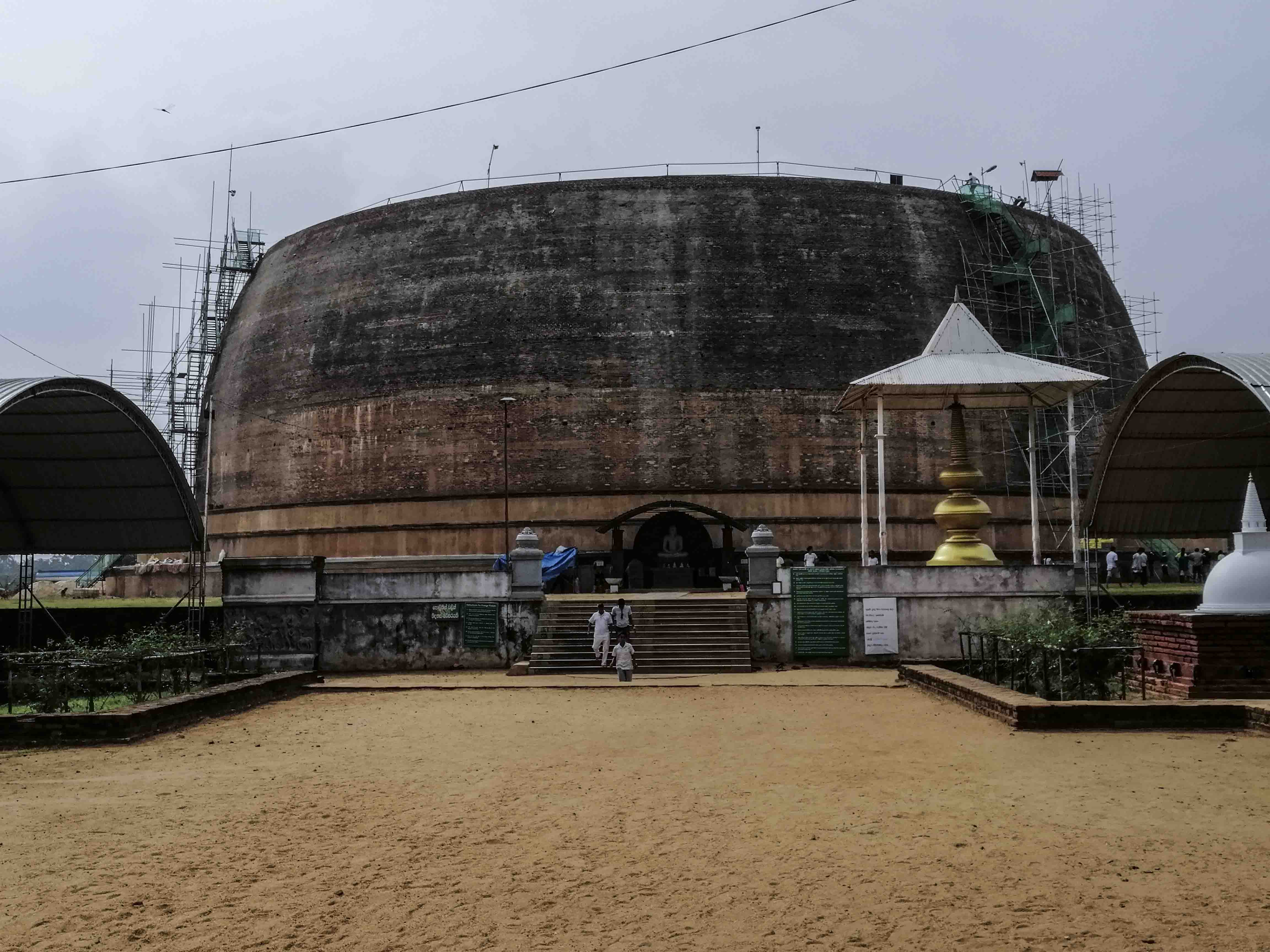 Anuradhapura Old City Cycling Tour